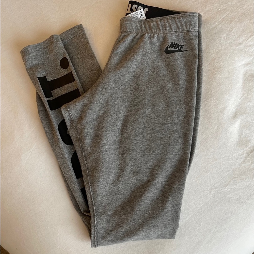 Nike leggings